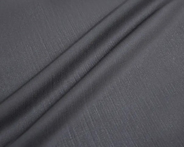 Interline leggero morbido: elegante supporto per camicie e altro ancora